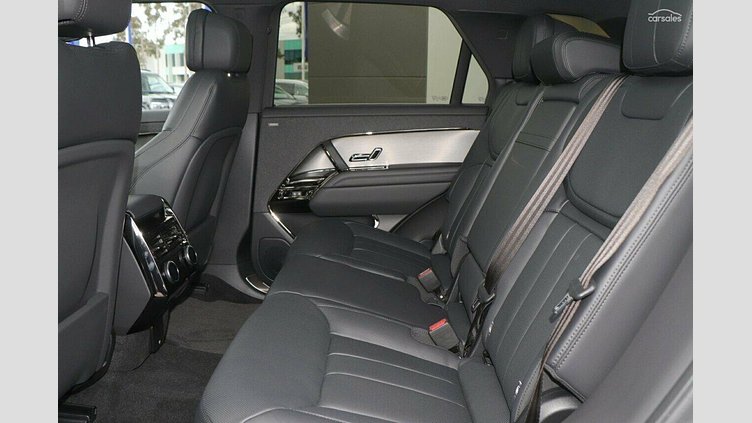 2026 Approved Land Rover Range Rover Sport Fuji White D250 Diesel Mild Hybrid Dynamic SE