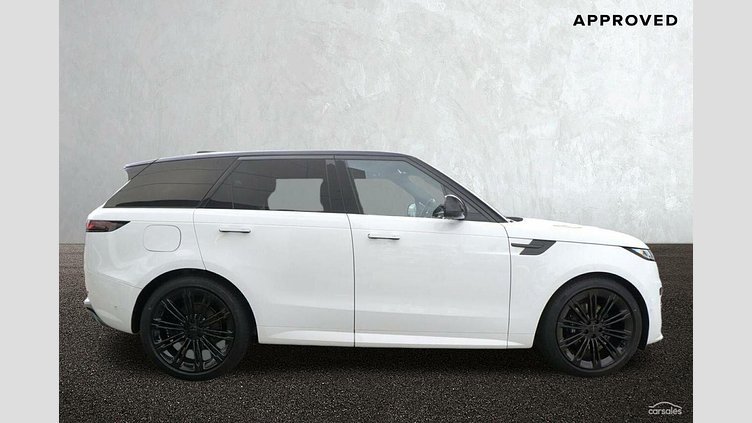 2026 Approved Land Rover Range Rover Sport Fuji White D250 Diesel Mild Hybrid Dynamic SE